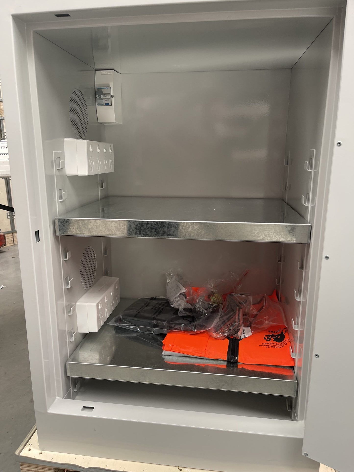 8 Station Lithium-Ion Battery Cabinet | Charging & Storage