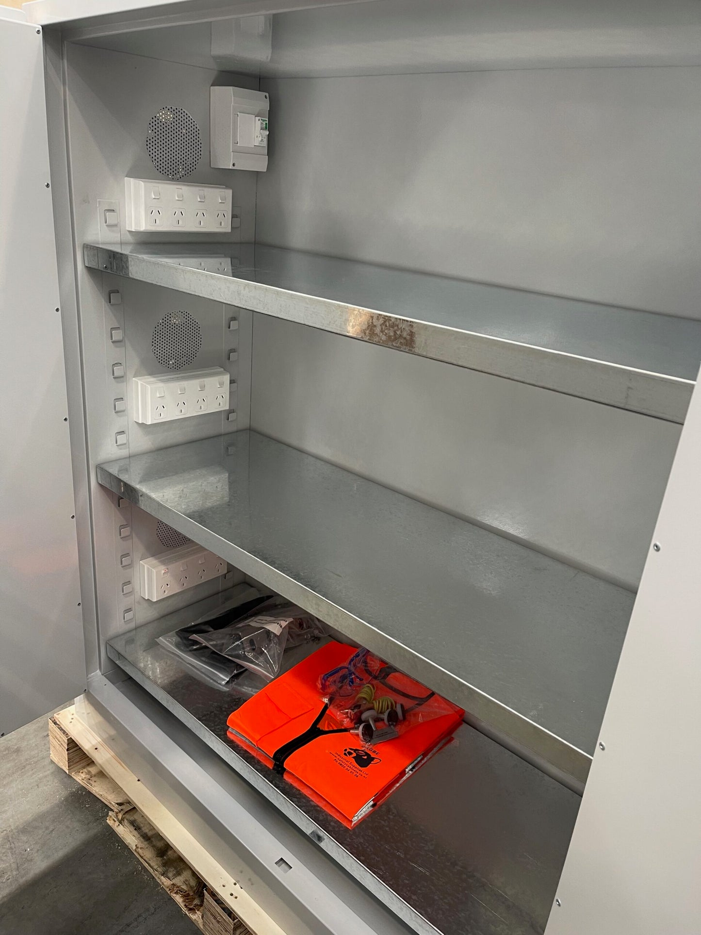 12 Station Lithium-Ion Battery Cabinet | Charging & Storage